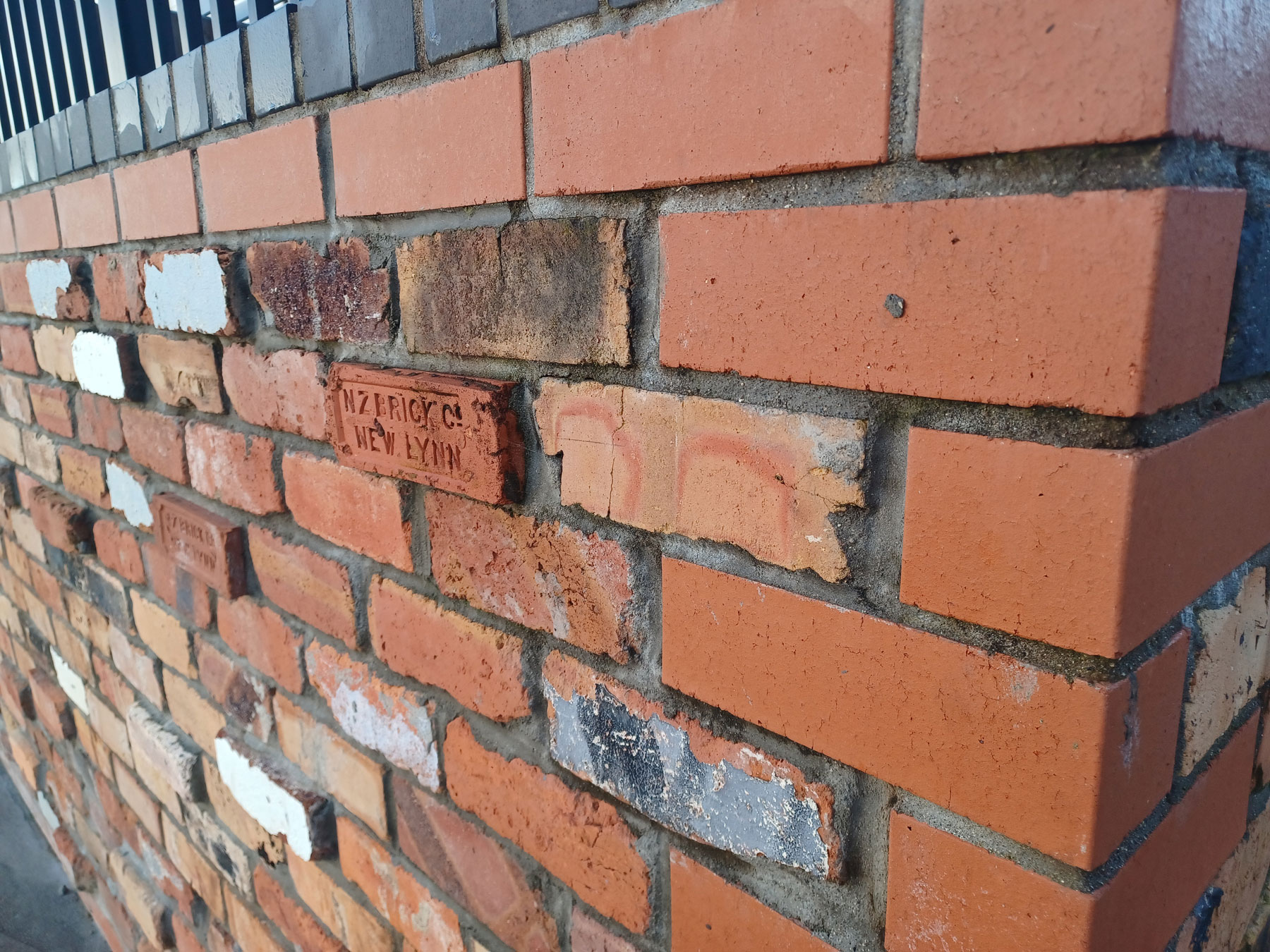 Crown Lyn brick retaining wall